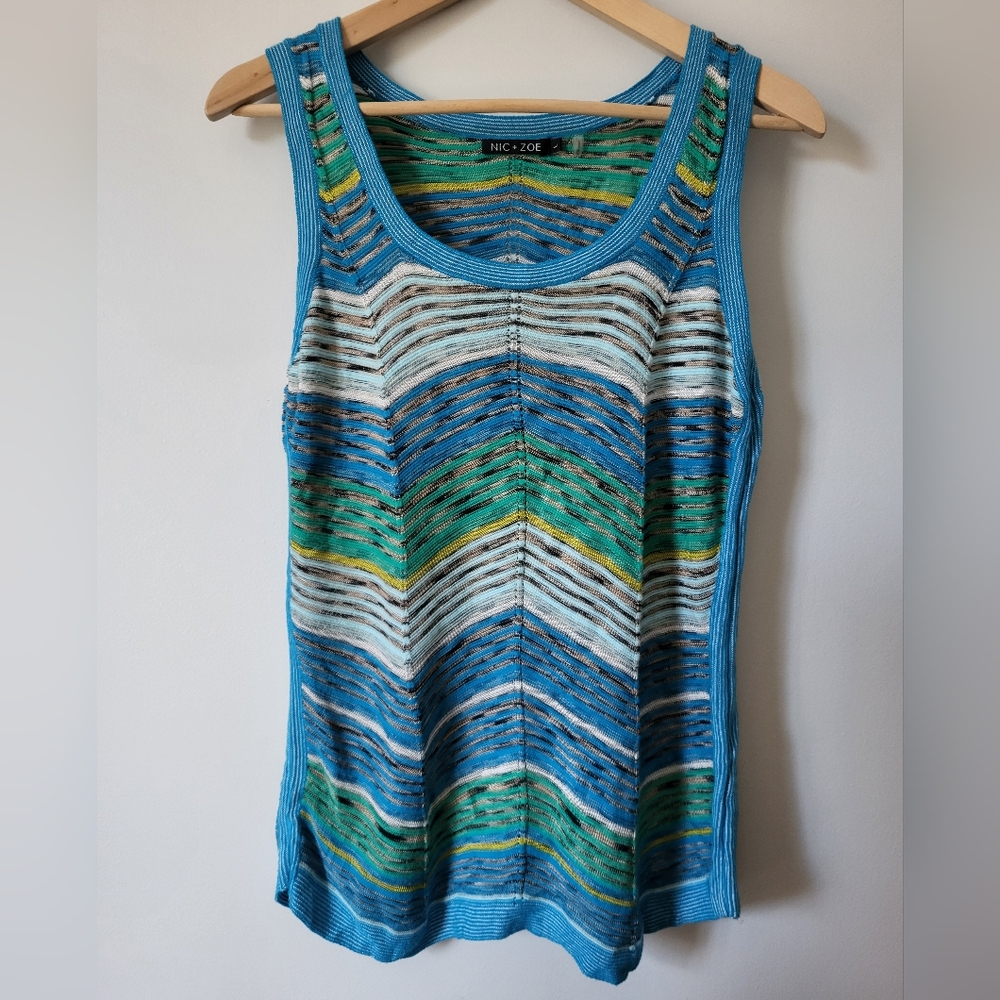 NIC+ZOE top